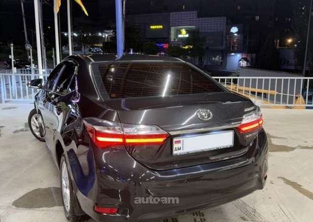 Toyota Corolla 2017 — լուսանկար 4
