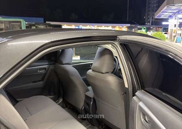 Toyota Corolla 2017 — լուսանկար 9