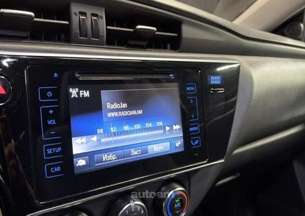 Toyota Corolla 2017 — լուսանկար 11