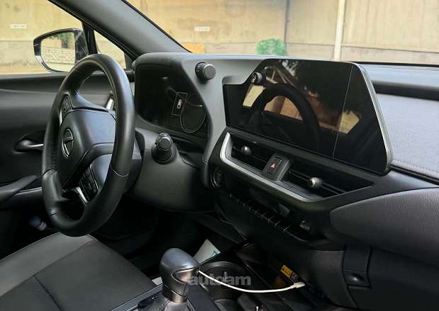 Lexus UX 200 2024 — լուսանկար 12