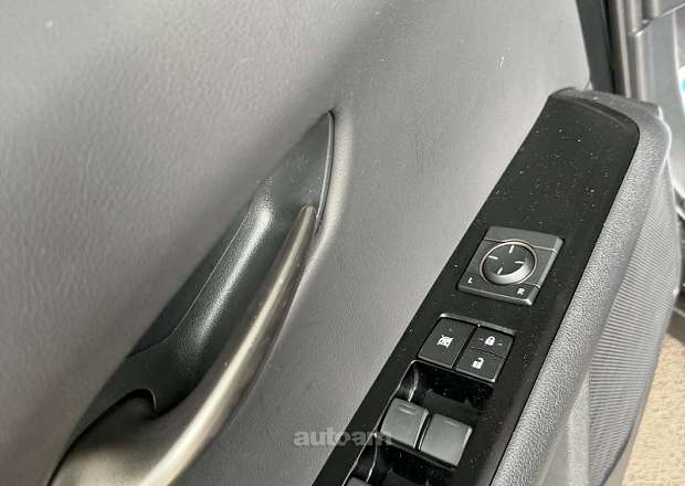 Lexus UX 200 2024 — լուսանկար 11