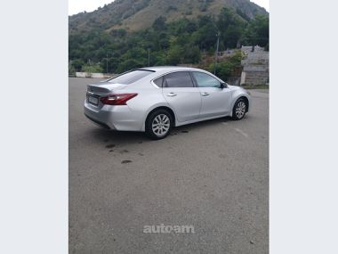 Nissan Altima  2018 