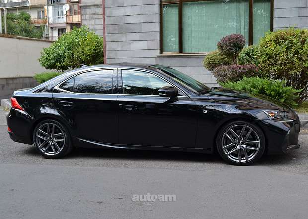 Lexus IS 300 F Sport 2018 — լուսանկար 4