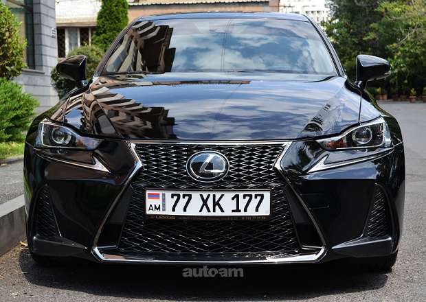 Lexus IS 300 F Sport 2018 — լուսանկար 2