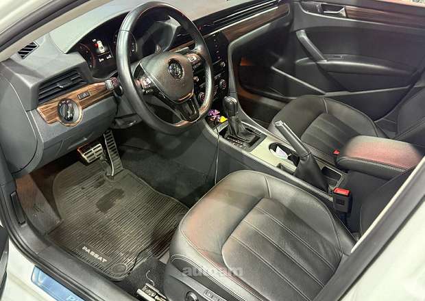 Volkswagen Passat 2020 — լուսանկար 5