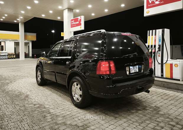 Lincoln Navigator 2006 — լուսանկար 3