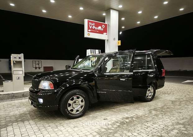 Lincoln Navigator 2006 — լուսանկար 2
