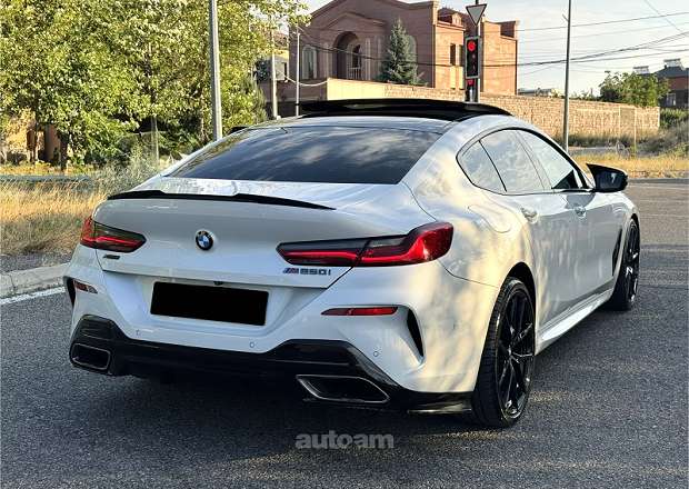 BMW M8 2021 — լուսանկար 5