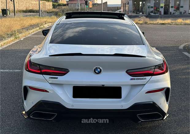 BMW M8 2021 — լուսանկար 3