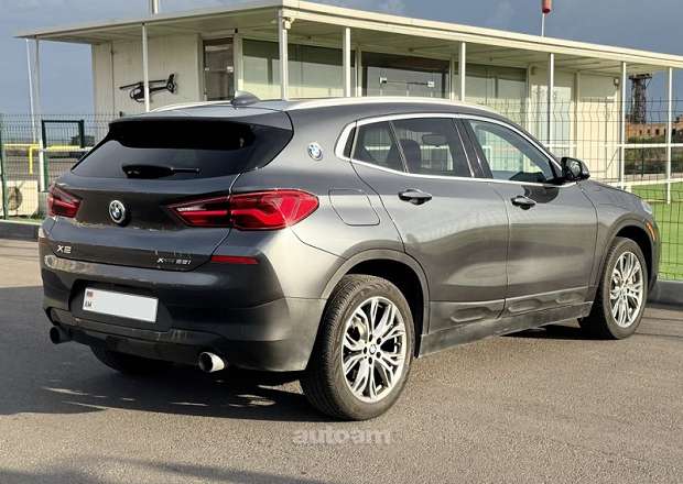 BMW X2