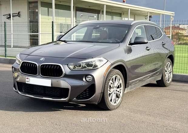 BMW X2