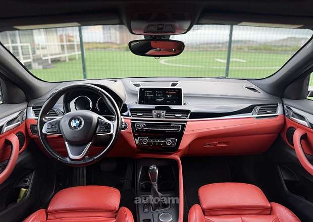 BMW X2