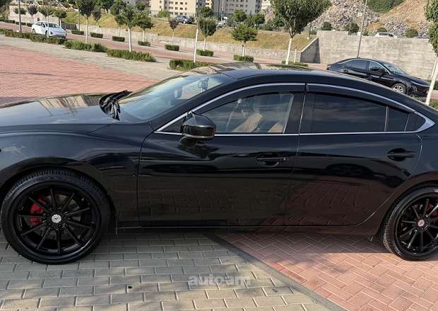 Mazda 6