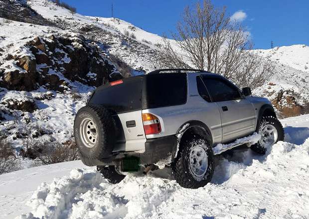 Isuzu Amigo 1999 — photo 2