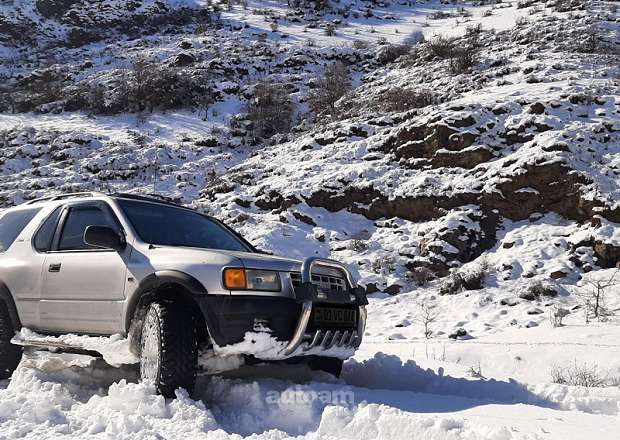 Isuzu Amigo 1999 — photo 1