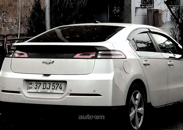 Chevrolet Volt 2014 — photo 4