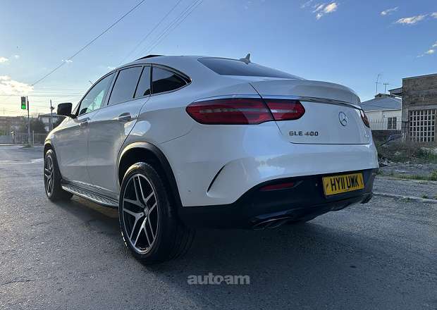 Mercedes-Benz GLE 400 2016 — լուսանկար 13