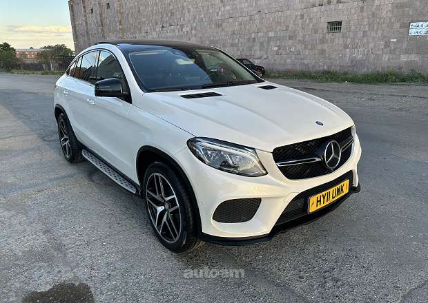 Mercedes-Benz GLE 400 2016 — լուսանկար 12