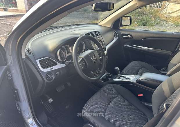 Dodge Journey 2020 — լուսանկար 11