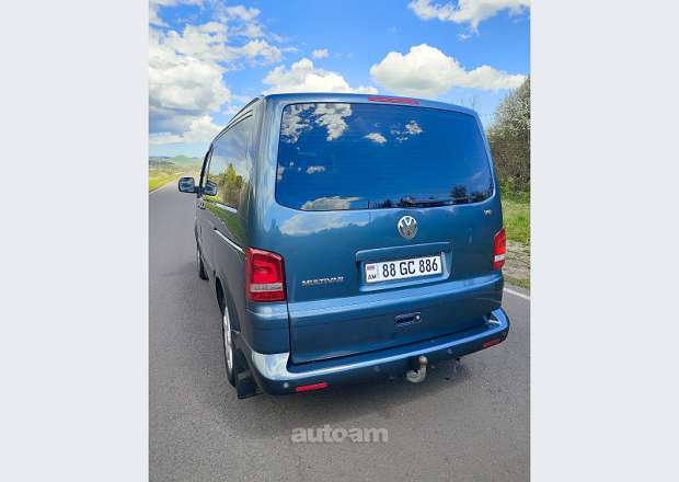 Volkswagen Multivan