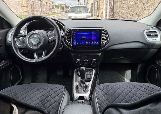 Jeep Compass 2018 — photo 5