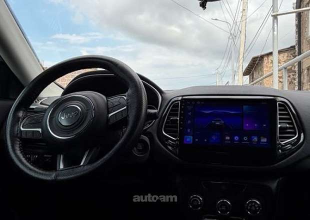 Jeep Compass 2018 — photo 7
