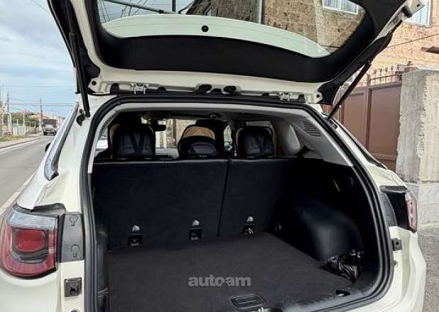 Jeep Compass 2018 — photo 4