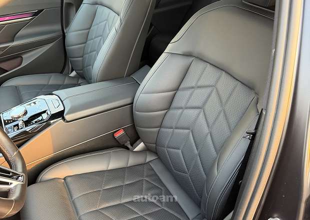 BMW i5 2024 — լուսանկար 10