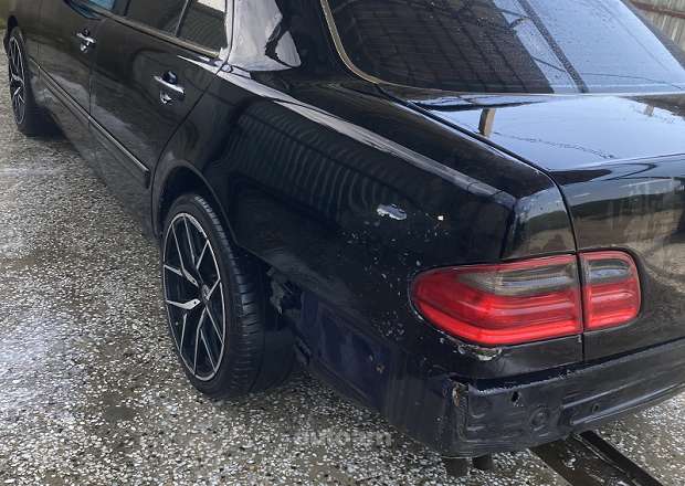 Mercedes-Benz E 320 1998 — լուսանկար 5