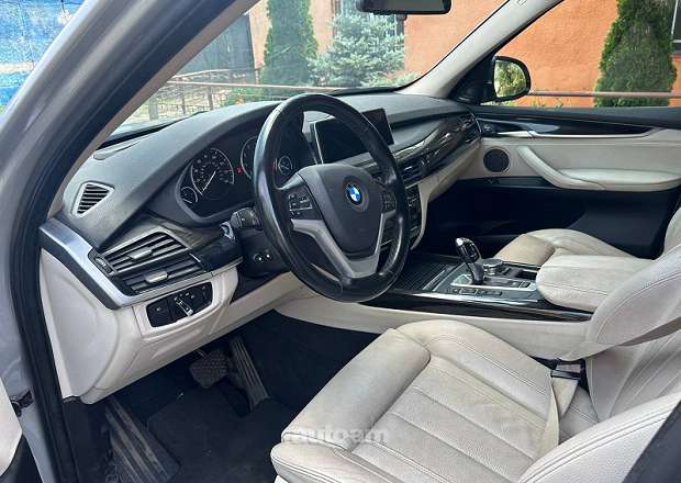BMW X5 2016 — լուսանկար 7
