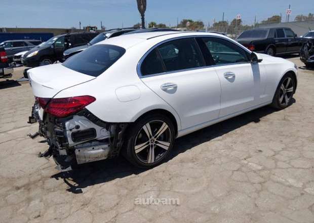 Mercedes-Benz C 300