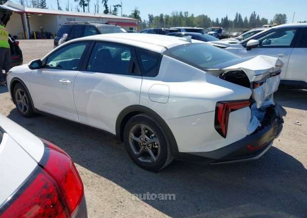 Kia K4
