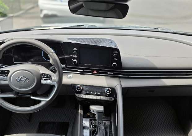 Hyundai Elantra 2022 — լուսանկար 4