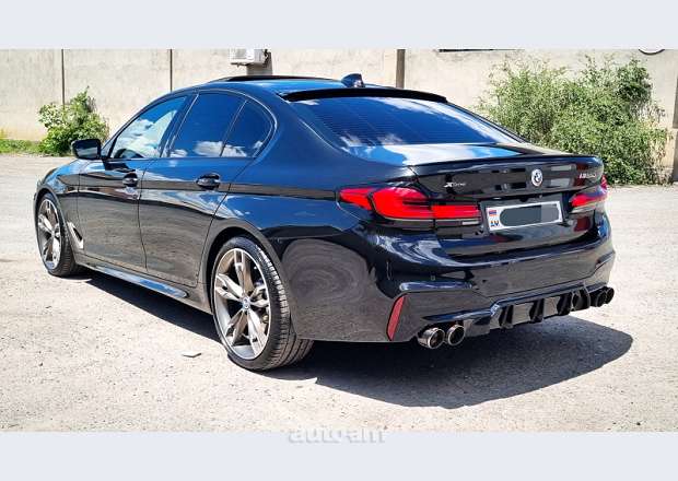 BMW 550