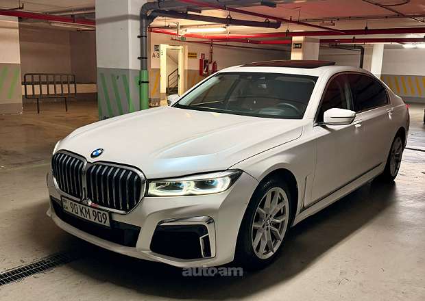 BMW 750