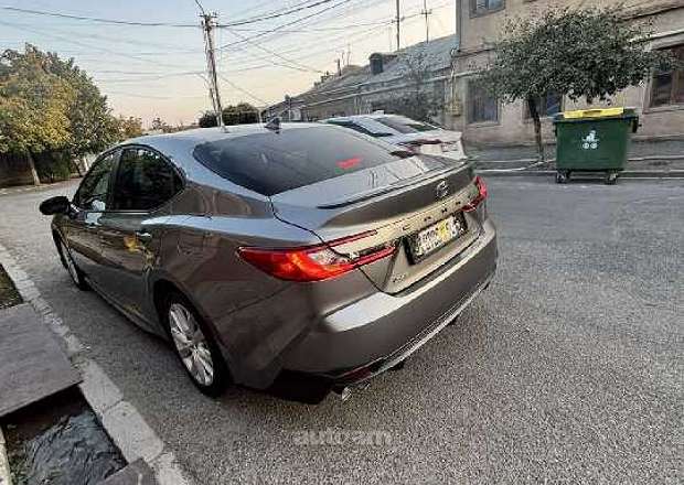 Toyota Camry 2025 — photo 6