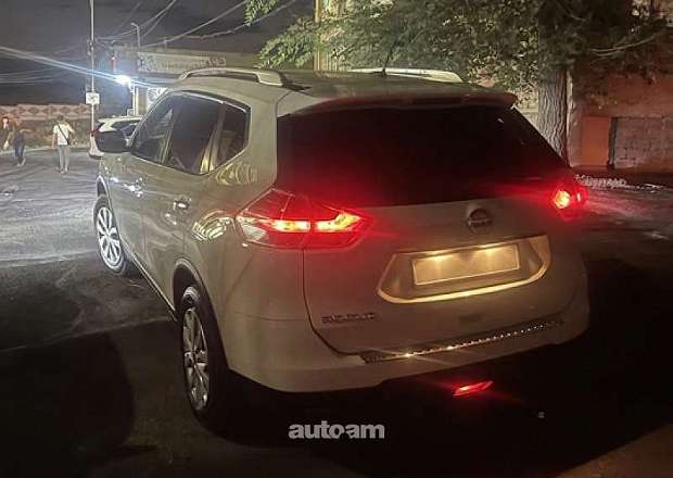 Nissan Rogue 2016 — լուսանկար 1