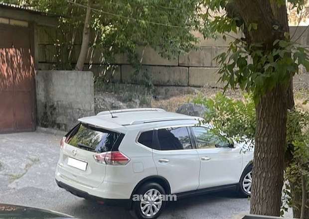 Nissan Rogue 2016 — լուսանկար 4