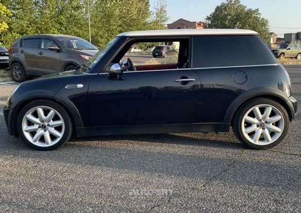 Mini Cooper 2004 — photo 4