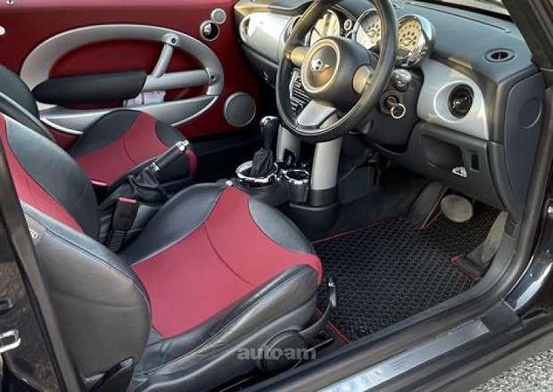 Mini Cooper 2004 — photo 6
