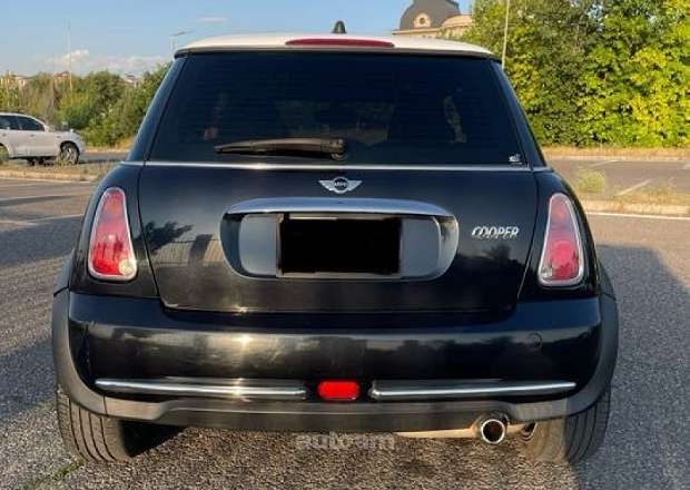 Mini Cooper 2004 — photo 3