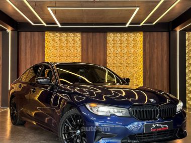 BMW 330  2019 