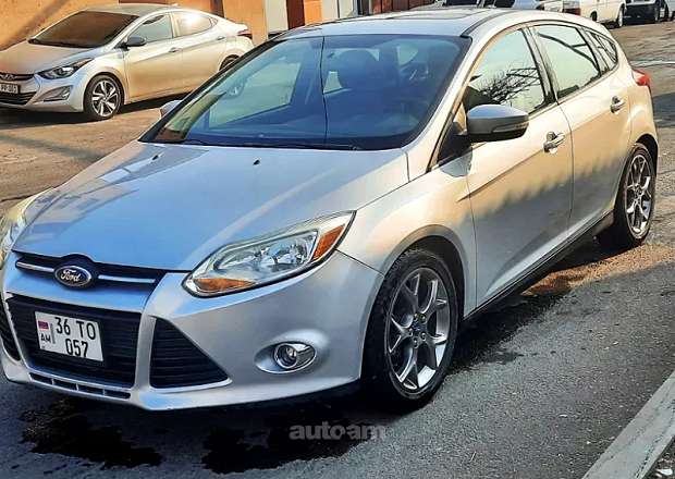 Ford Focus 2012 — լուսանկար 2