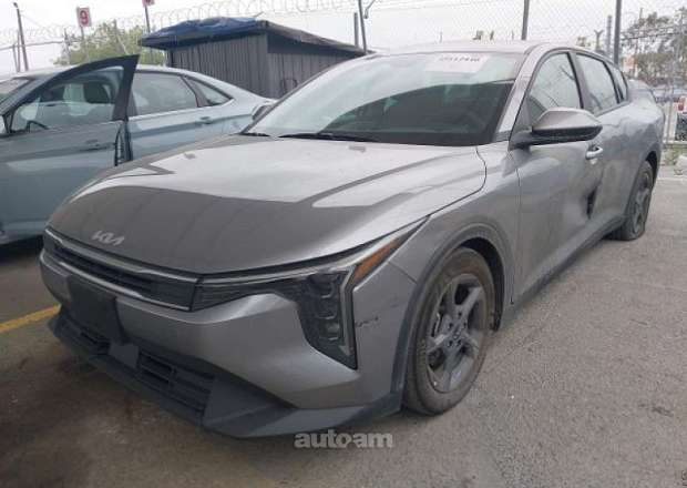 Kia K4