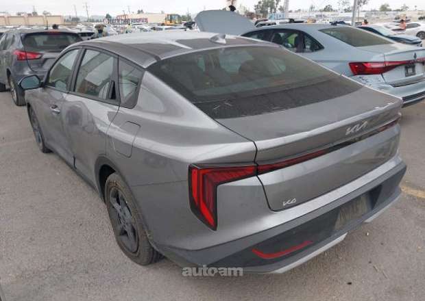 Kia K4