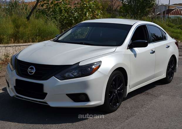 Nissan Altima 2018 — լուսանկար 3