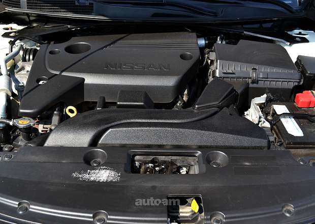 Nissan Altima 2018 — լուսանկար 14