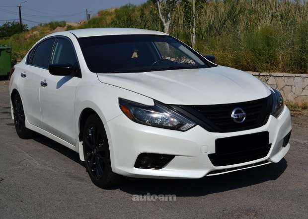 Nissan Altima 2018 — լուսանկար 1