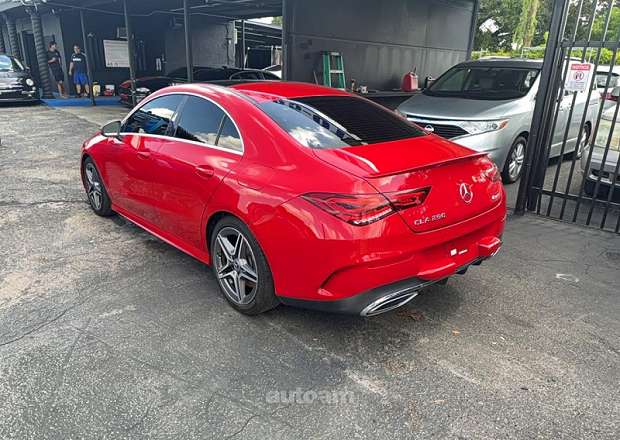Mercedes-Benz CLA 250