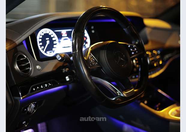 Mercedes-Benz S 500